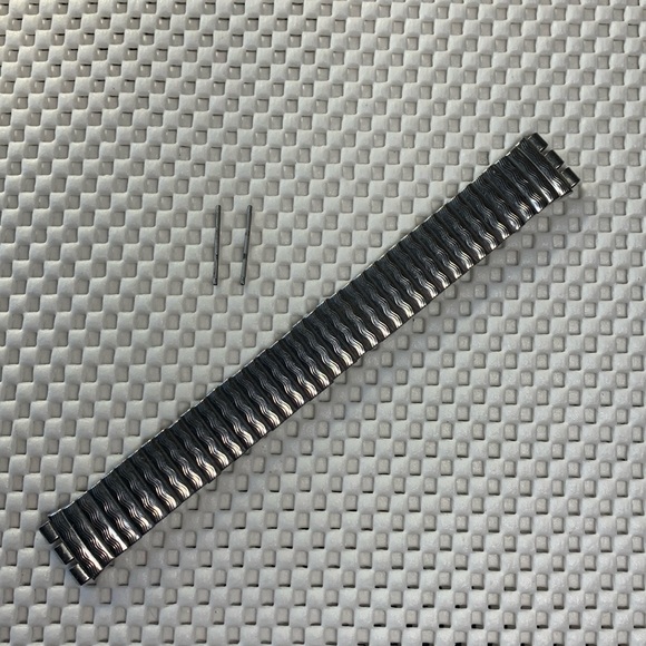 Swatch Other - Swatch Flex Metal Band - Silver - 17mm - Large